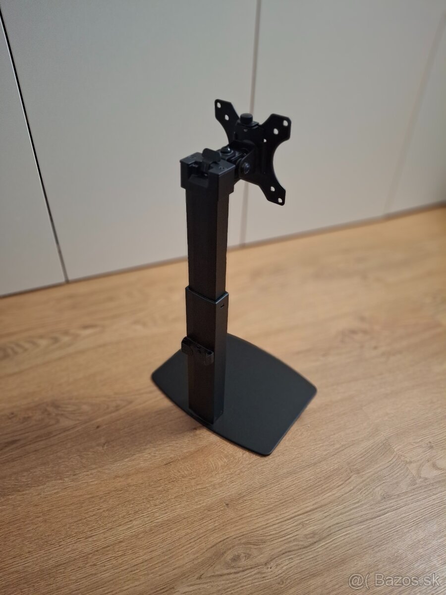 Predam drziak na monitor - 2