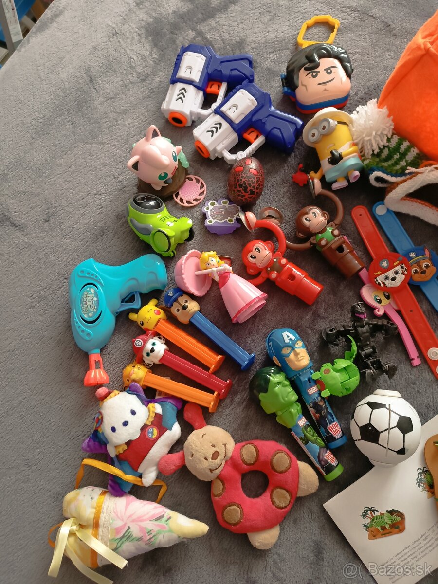 Mix hračiek a drobností - 2