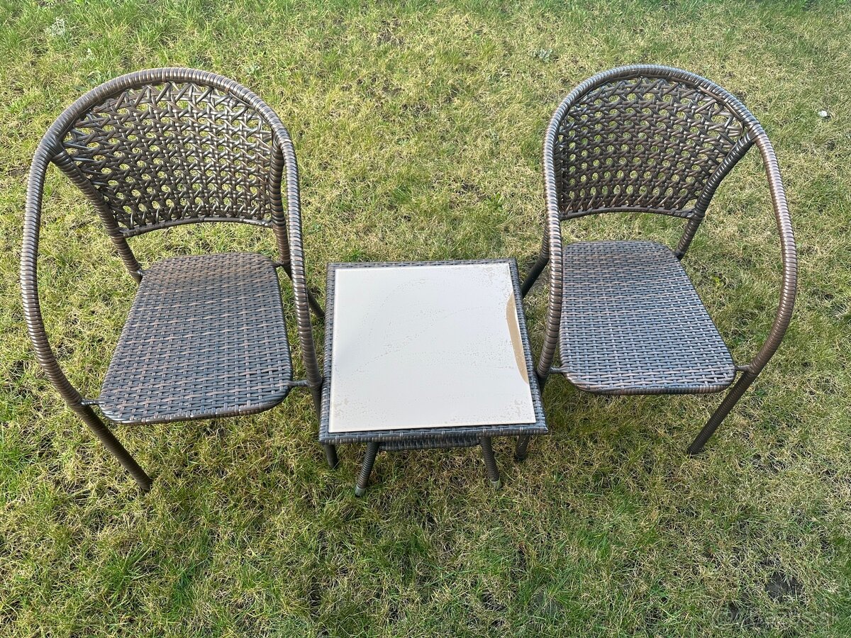 Zahradné sedenie - 2