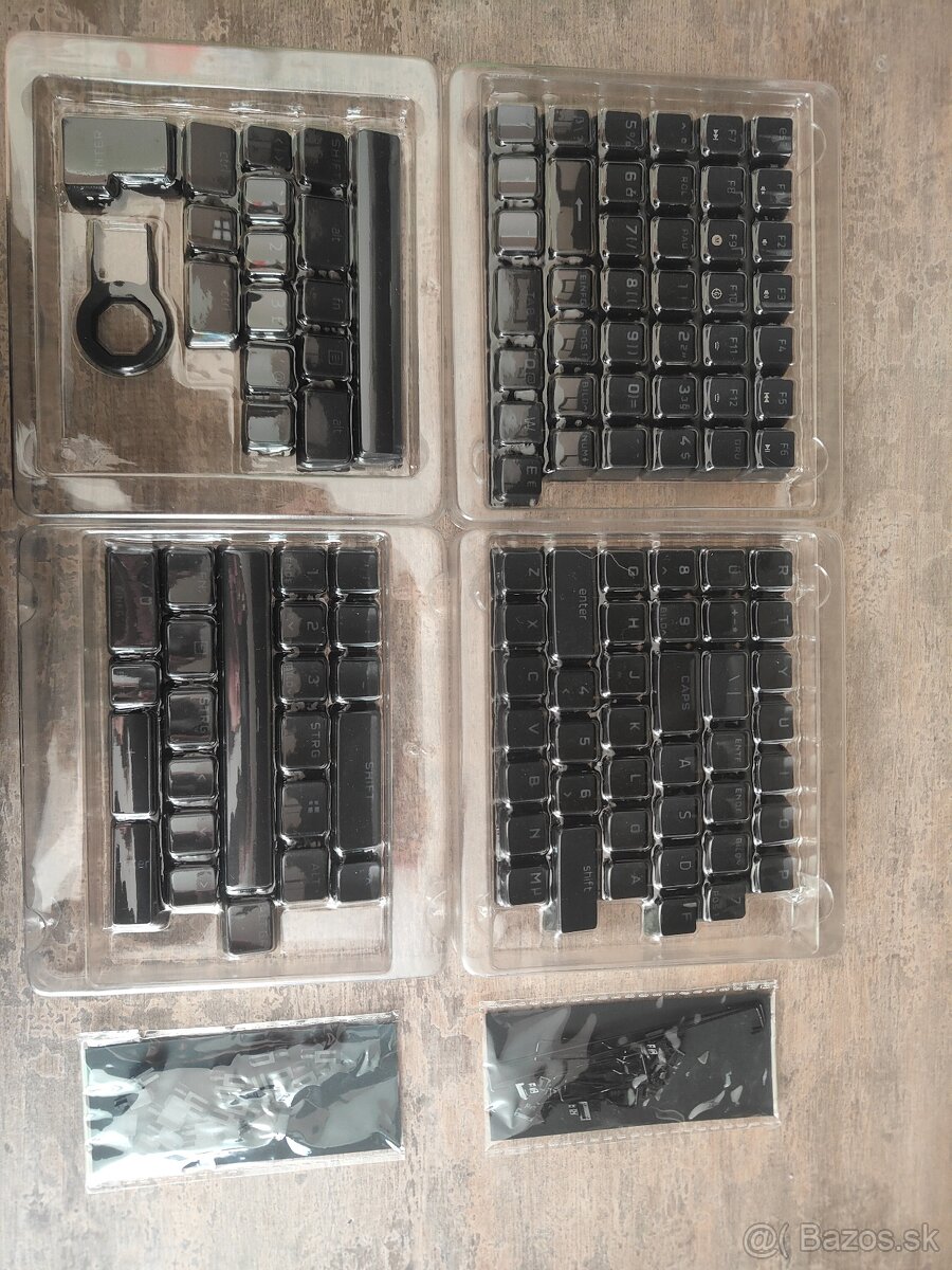 Razer PBT Keycap Upgrade Set - BLACK - 2
