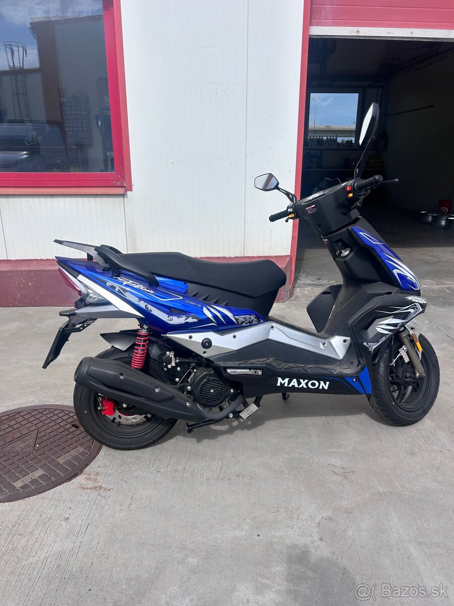 Skúter Maxon 125 - 2