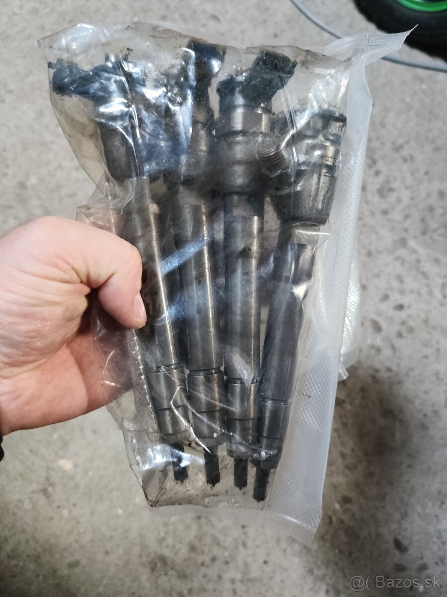 Vstreky 1.6 dci 96 kw - 2