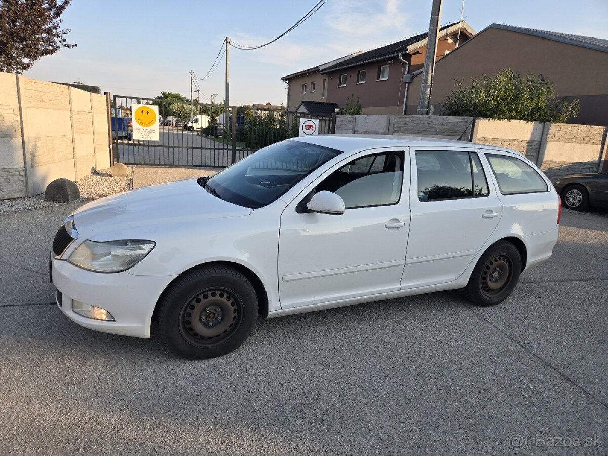 Skoda octavia 2 - 1.8benzin - 2
