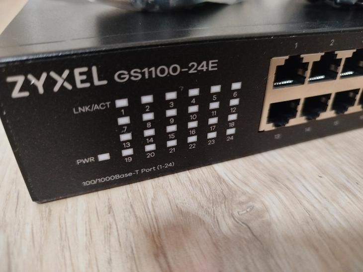 ZyXEL Switch 24 port GS1100-24E Gigabit - 2