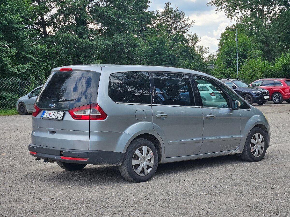 Ford Galaxy GHIA - 2
