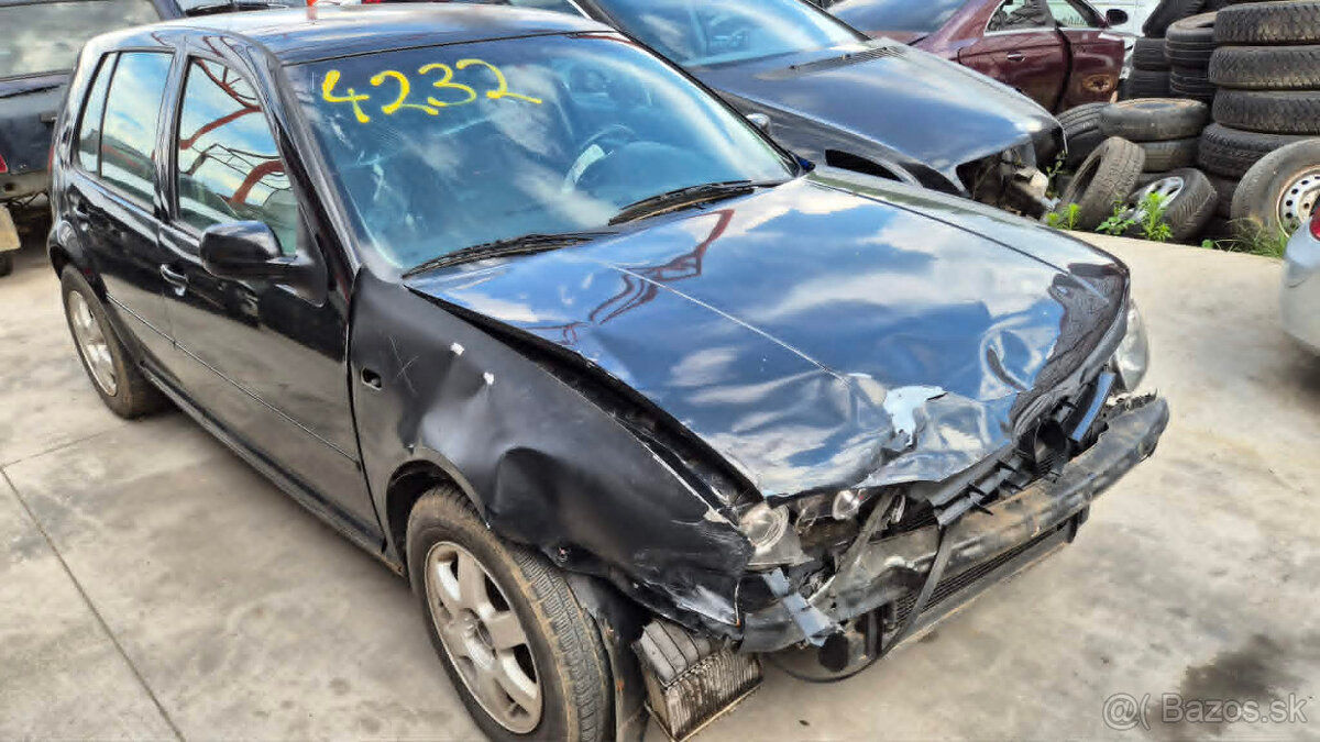 Volkswagen Golf IV 1,9tdi 66kw - 2