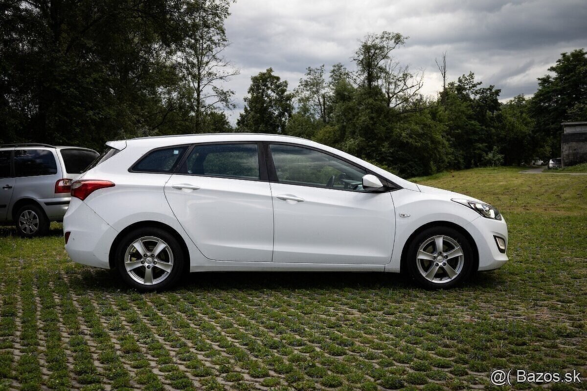 Hyundai i30 kombi - 2