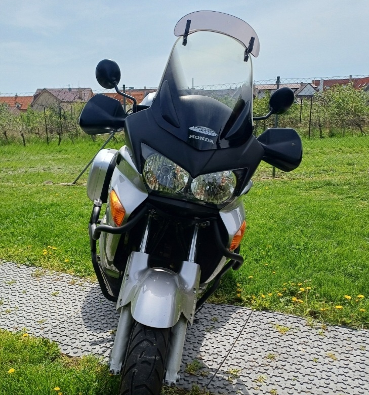 HONDA VARADERO XL1000