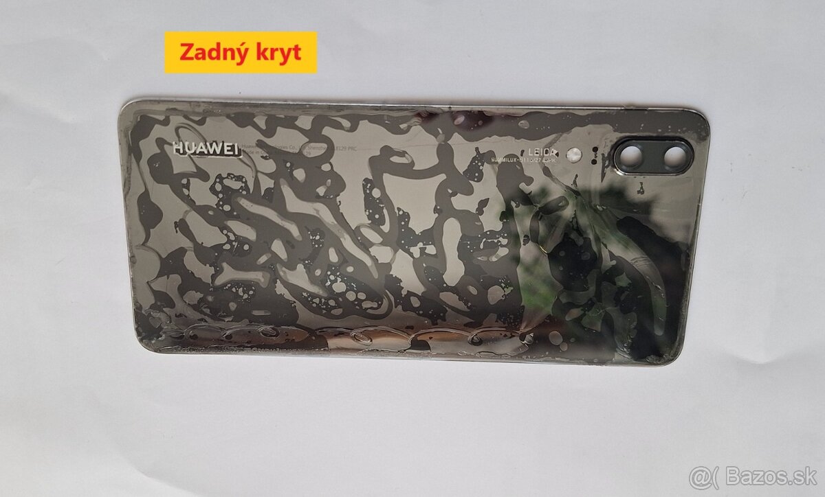 Display na mobil HUAWEI P20 a a fotoaparáty. - 2