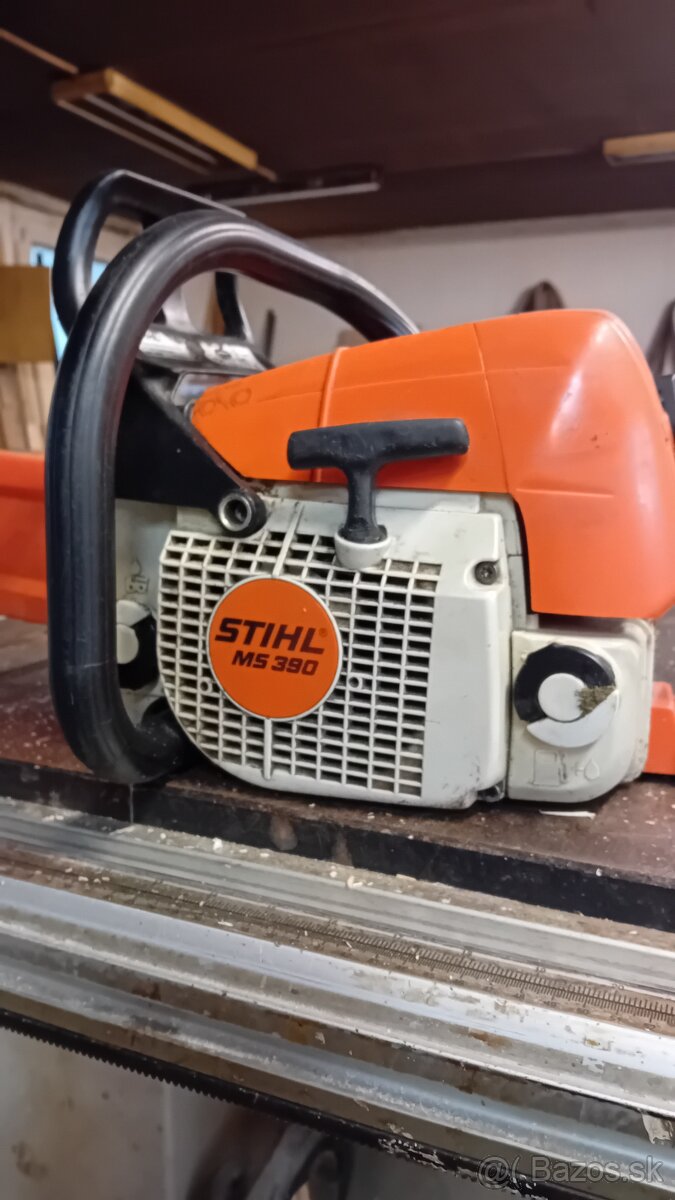 Motorova pila sthl 390 - 2