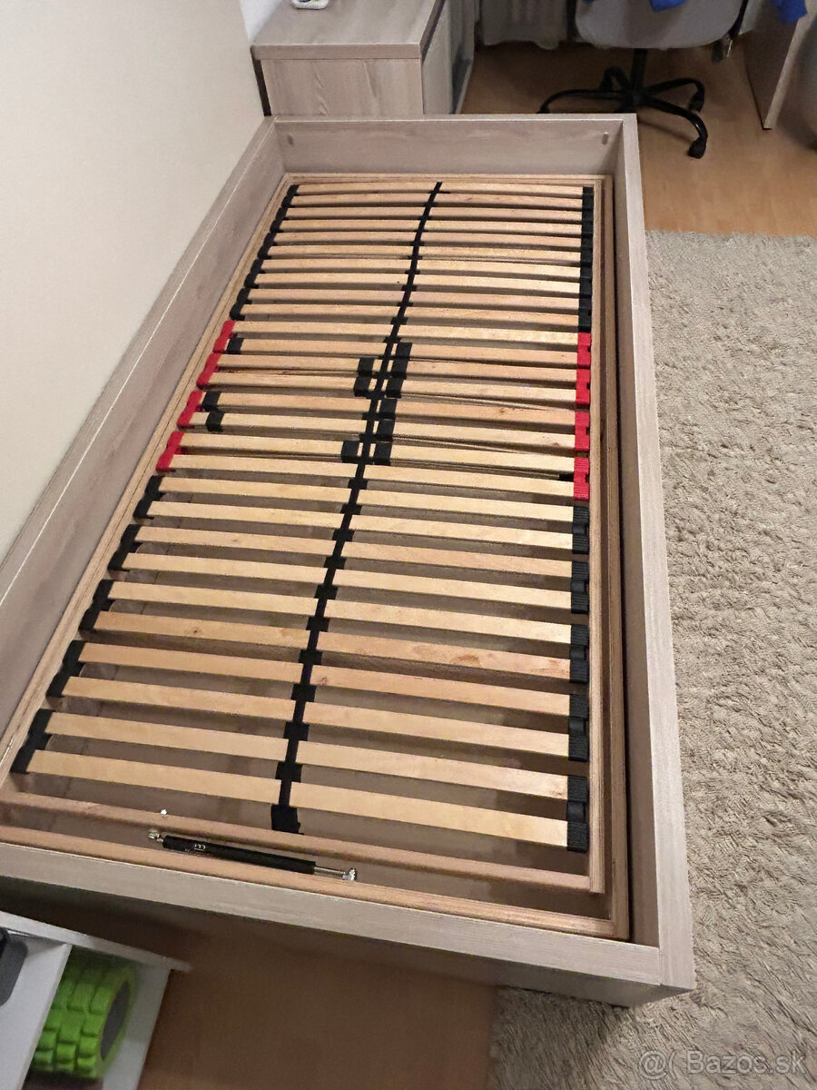 Posteľ s úložným priestorom - 2