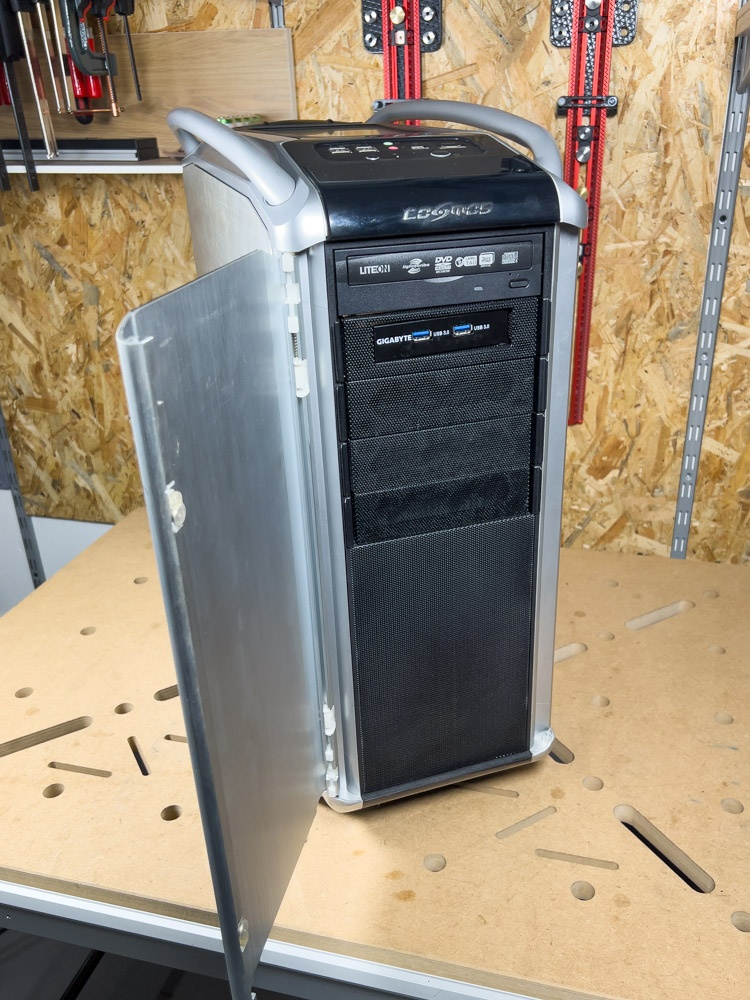 Cooler Master COSMO odhlučnená skriňa + 4 x NOCTUA - 2