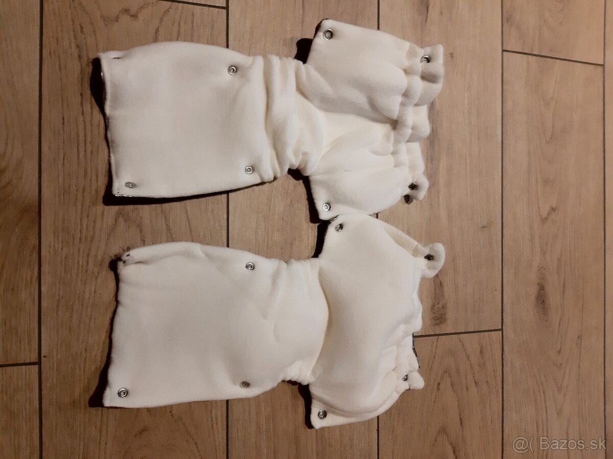 Zlaté rukavice na kočík - 2