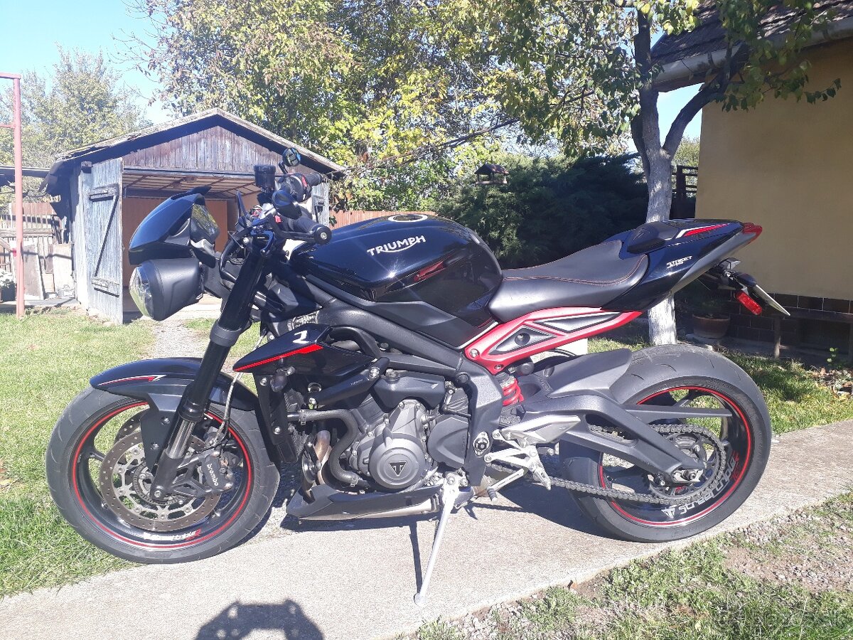 Triumph street triple - 2