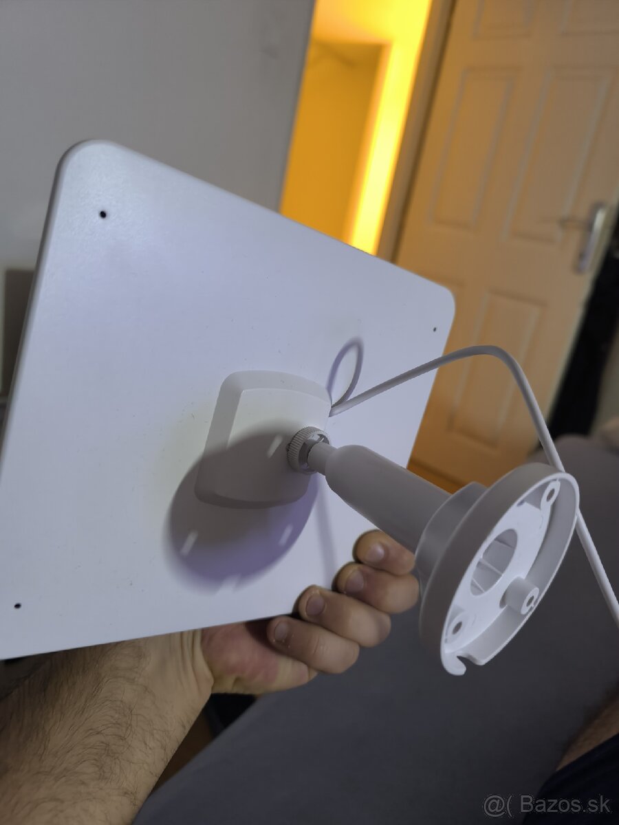 Solárny panel asi na kamery - 2