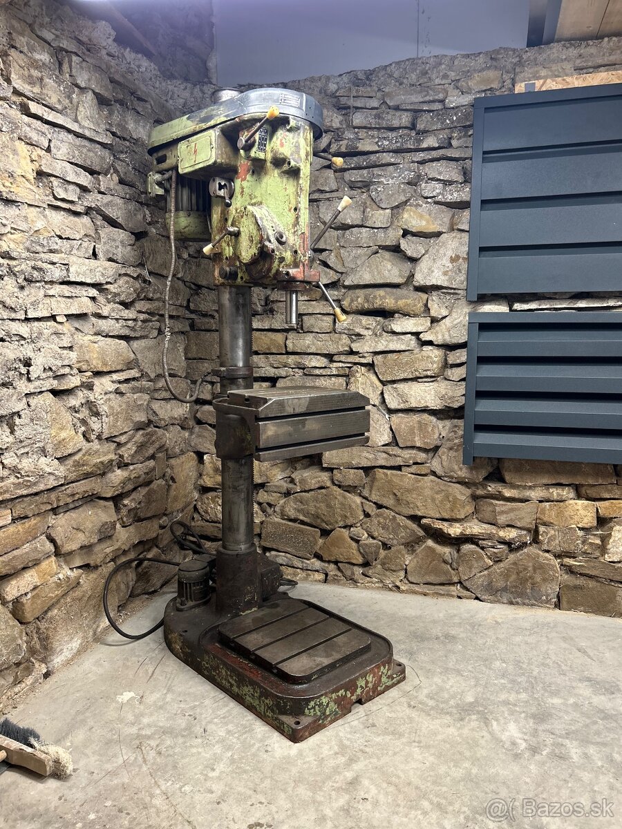 Stojanova vŕtačka - 2