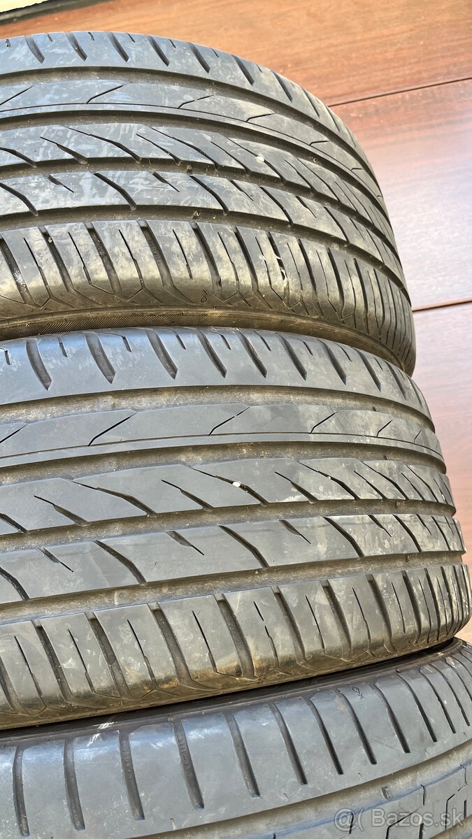 Letné pneu 245/45 r18 - 2