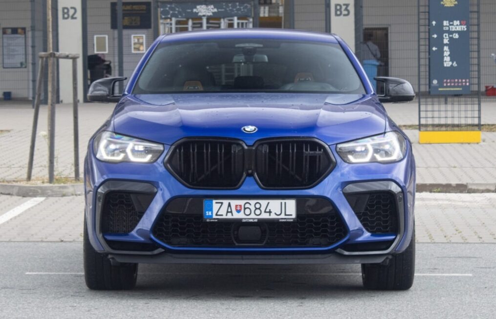 BMW X6 M Competition z roku 2021 - 2