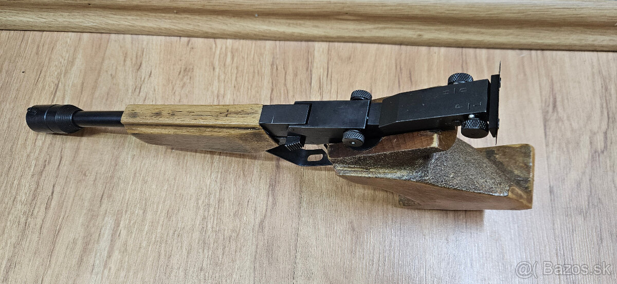 Vzduchová pištol TAU 7 - 2