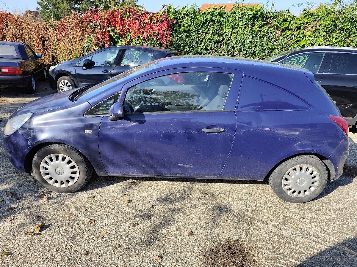 Predám Opel Corsa - 2