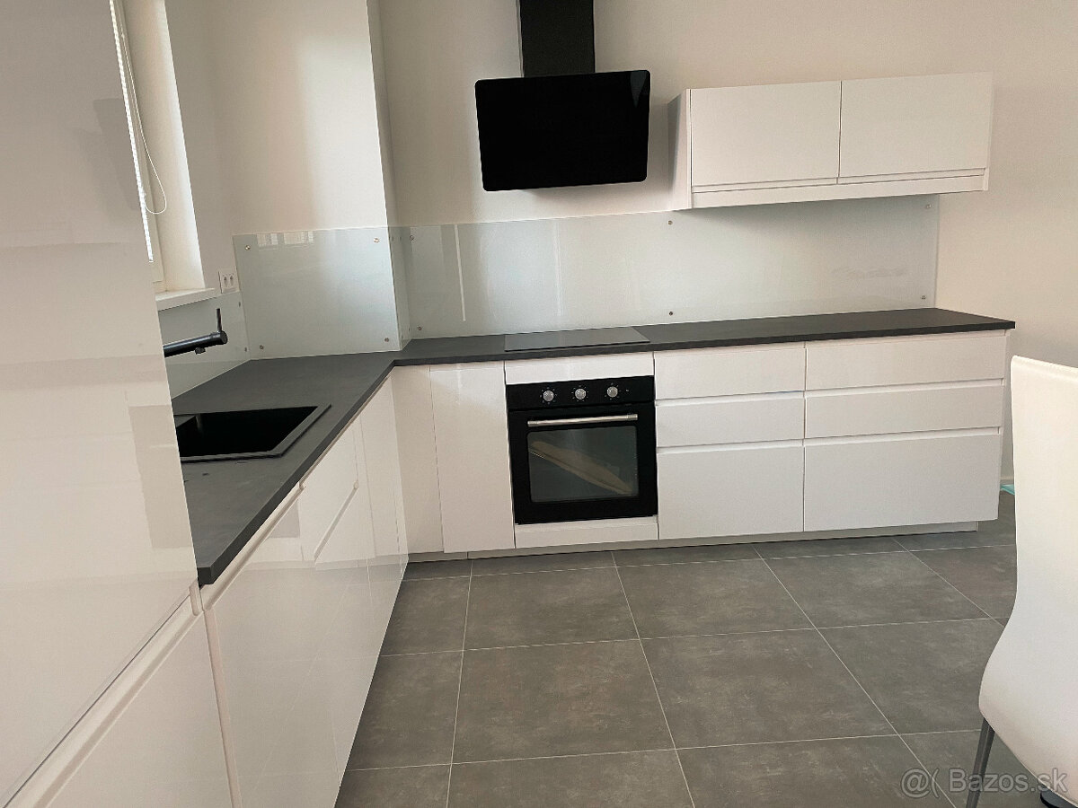 VOĽNÝIba u nás 2i BEZRUČOVA RESIDENCE,balkón,loggia,garáž. - 2