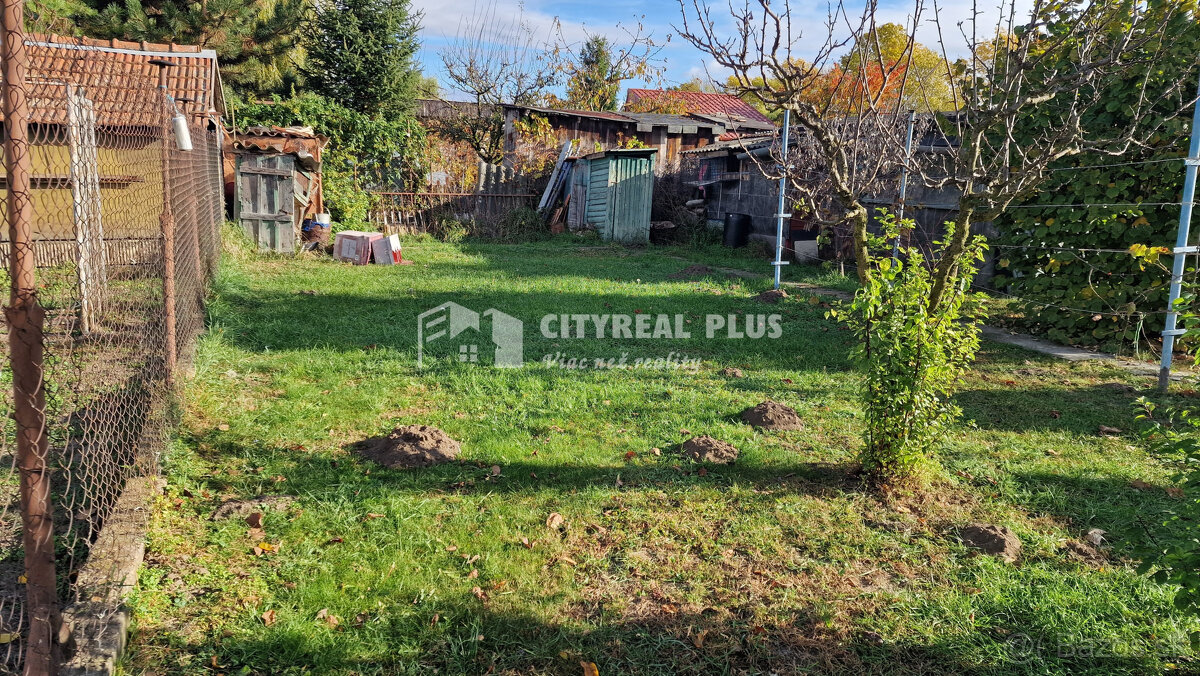 Na predaj záhrada 311m2 v meste Nové Zámky - 2