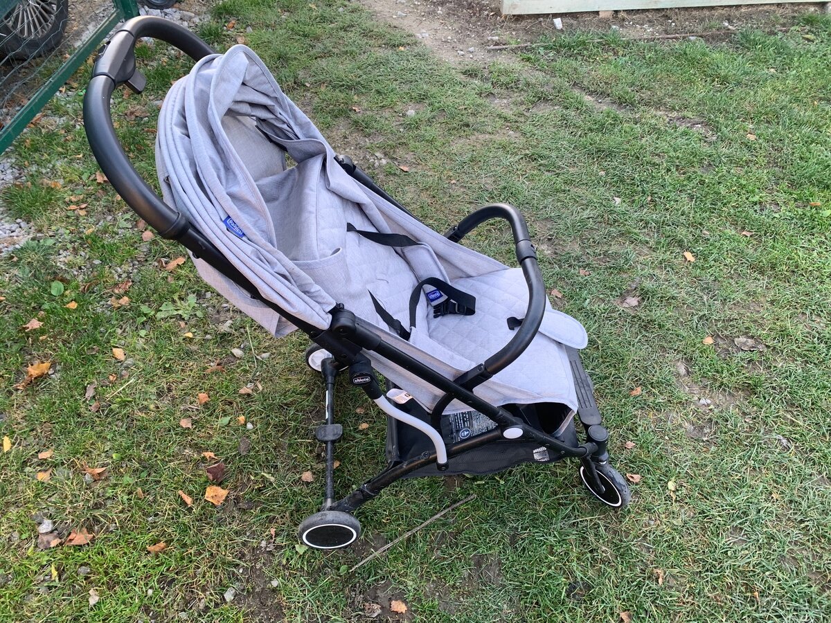 kočík CHICCO skladací - 2