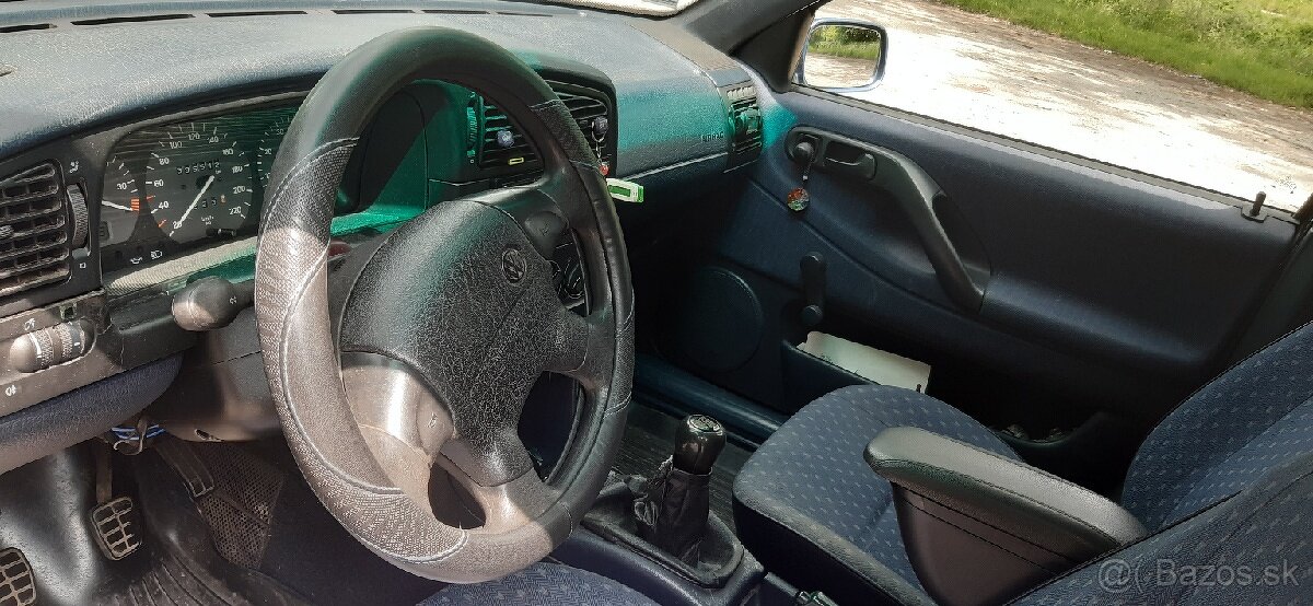 Volkswagen Passat B4 Variant 2.0 85 KW Benzín + LPG - 2