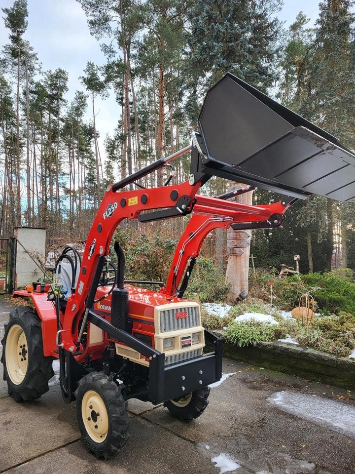 Traktor yanmar f16d - 2