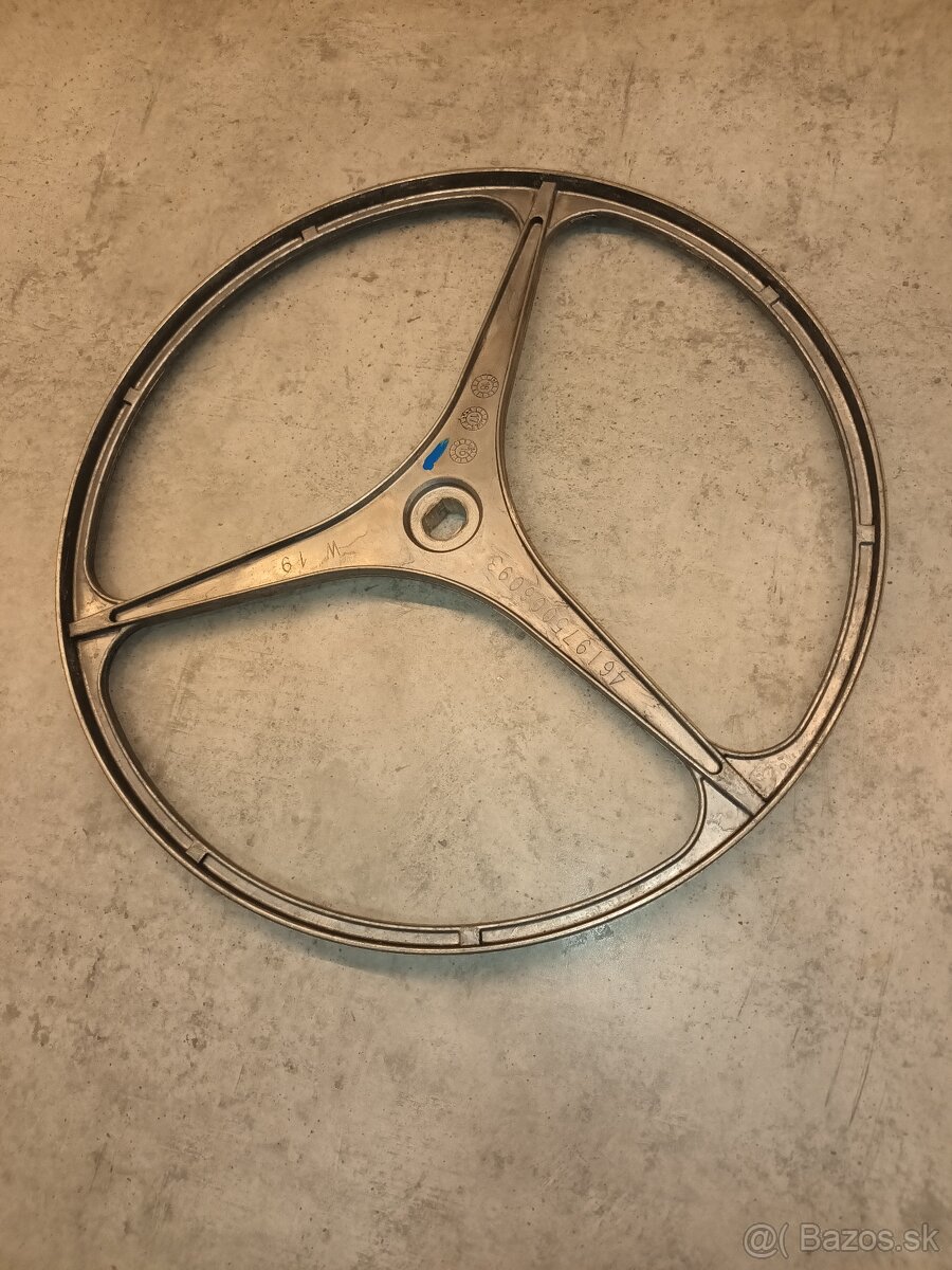 Řemenice z pračky Whirlpool AWE 7319 - 2