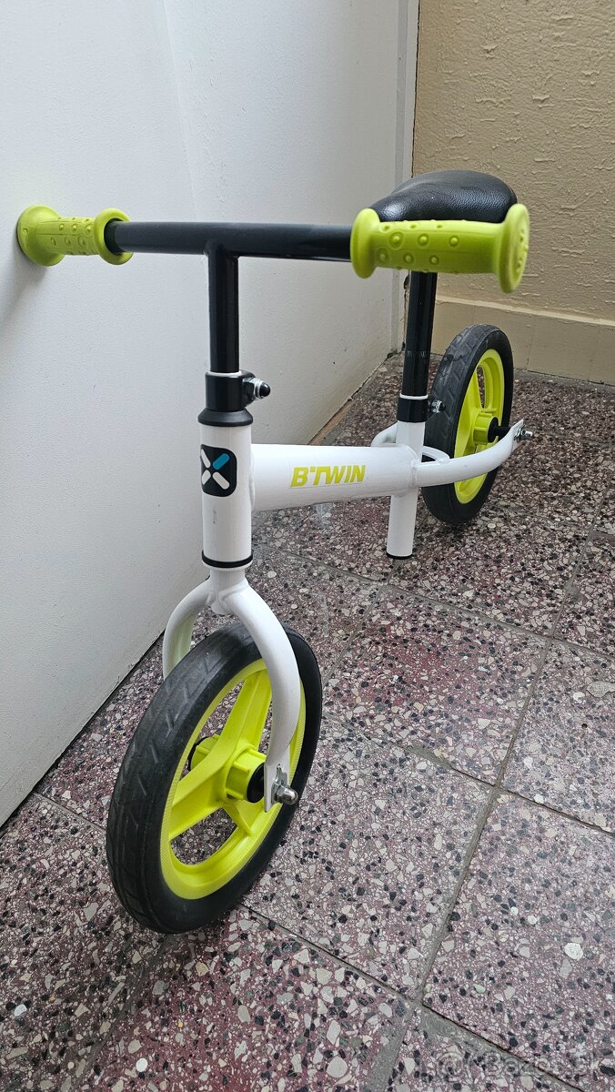 Odrážadlo BT WIN a kolobežka - 2