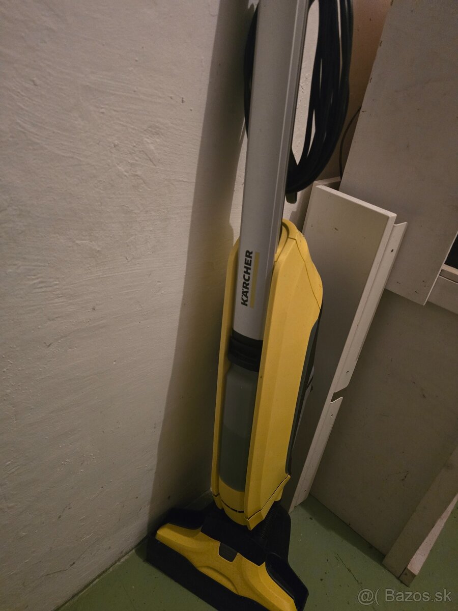 Karcher,vysávač +mop - 2