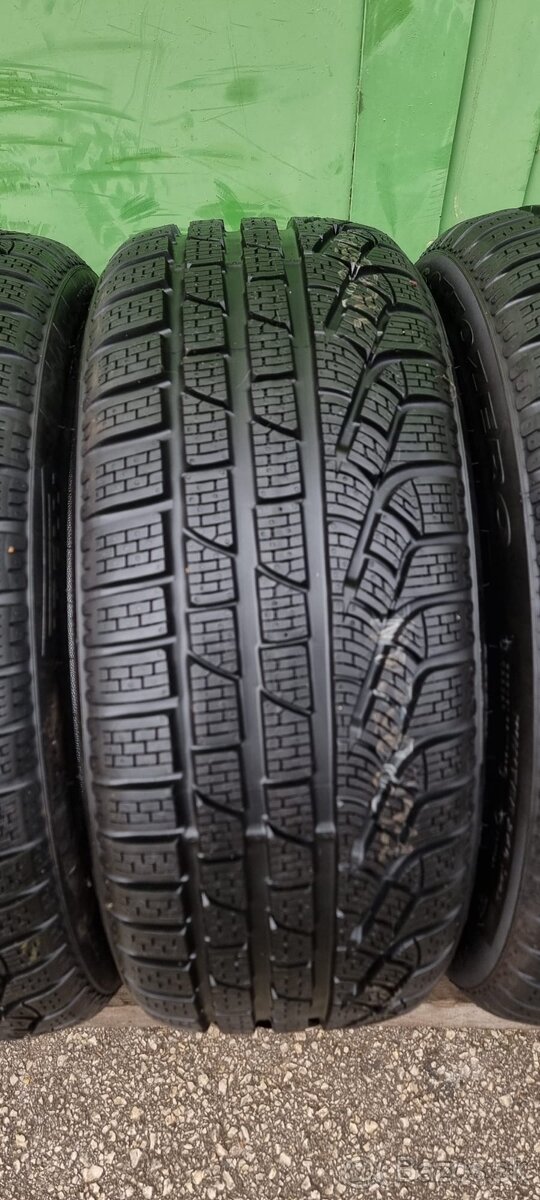 Zimné pneumatiky Pirelli 215/45R18 - 2
