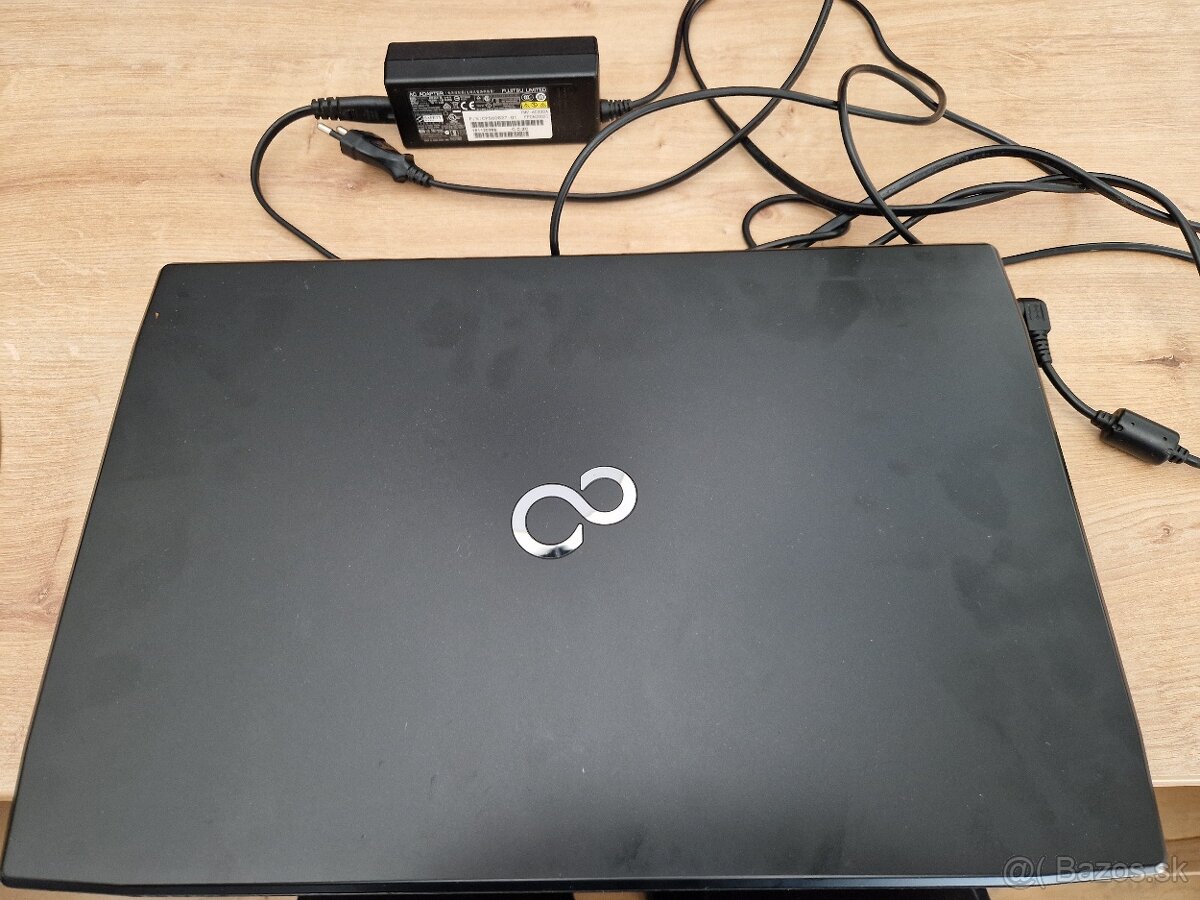 Fujitsu lifebook a544 - 2
