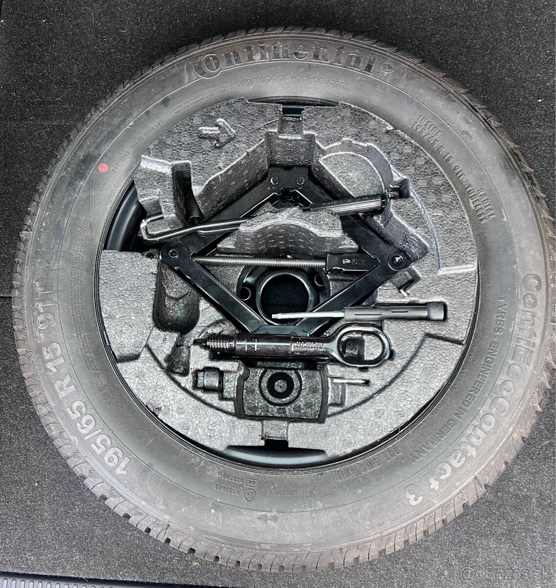 Škoda Octavia 3 rezerva náradie zdvihak - 2