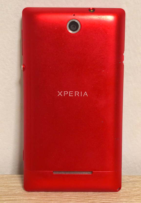 Predám Sony Xperia E - 2