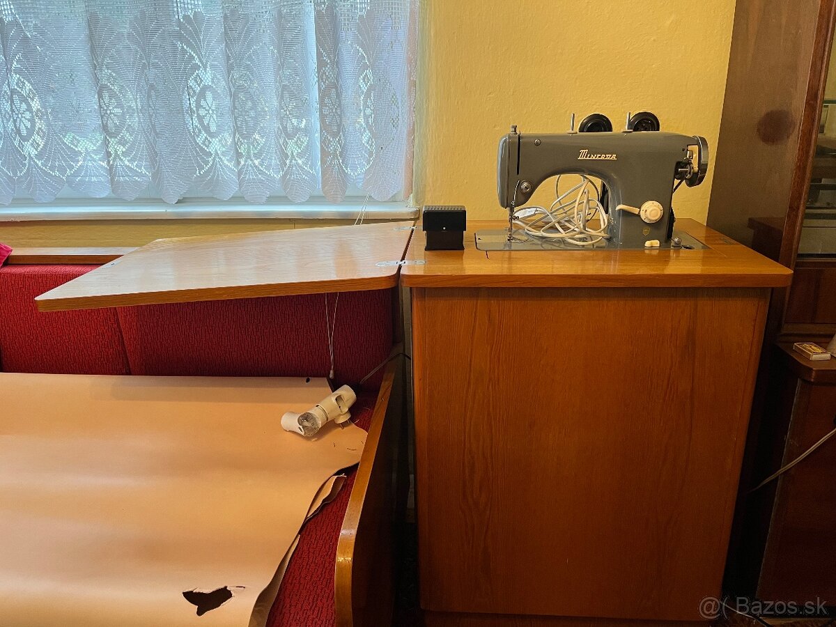 Šijací stroj Minerva - 2