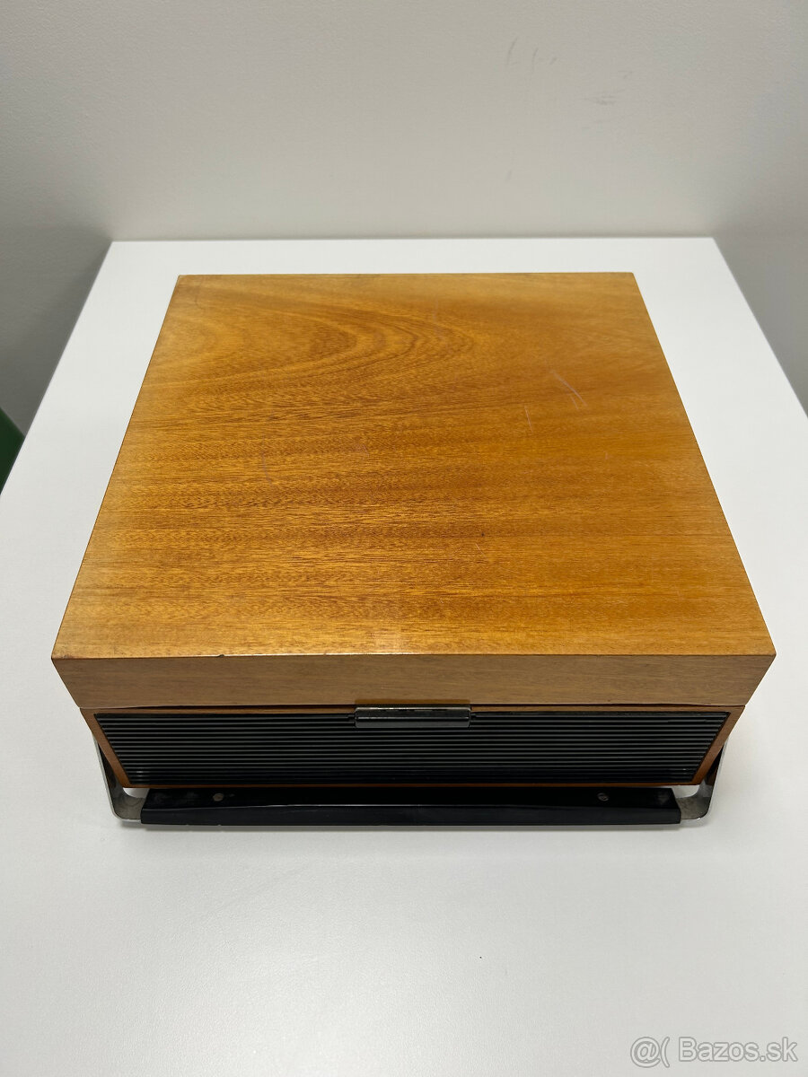 Kotúčový magnetofón Tesla B45 - 2