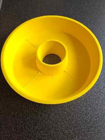 predám okrúhle krmítko stropné - 2