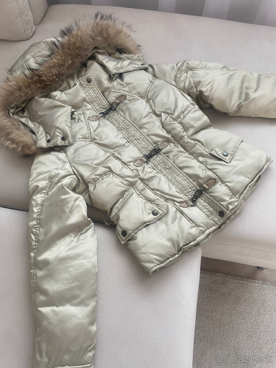 MOTIVI zlatá páperová zimná bunda s kožušinou z mývala, v.v. - 2