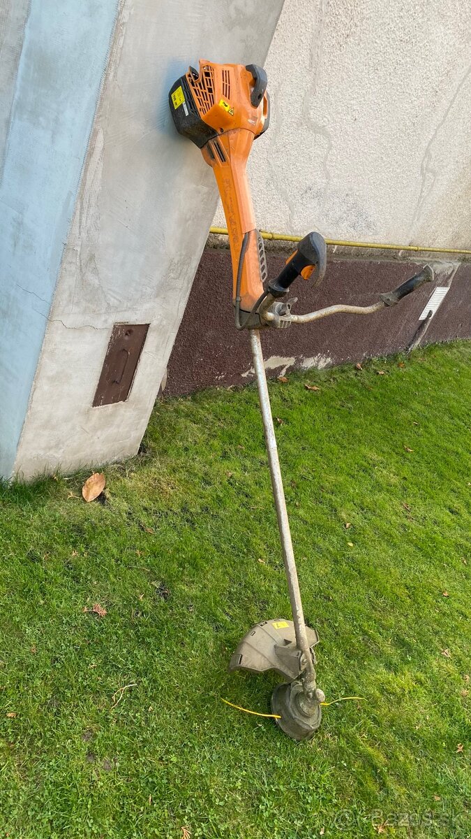 Predám krovinorez Bc2700xce-fs410c - 2