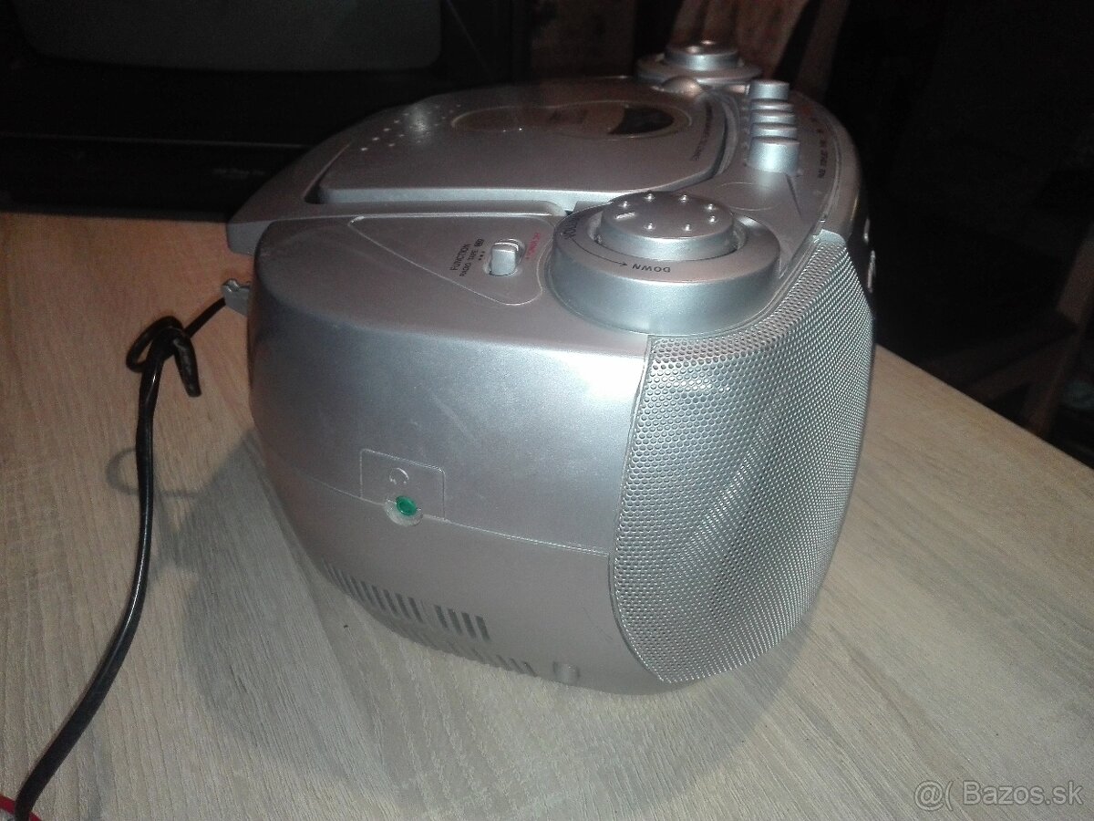 Rádio ELTA, CCCP rádio ABAVA, Grundig RR-3500 CD. - 2