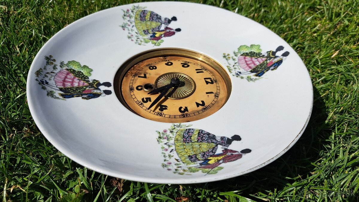 Porcelanove rokokove hodiny - 2