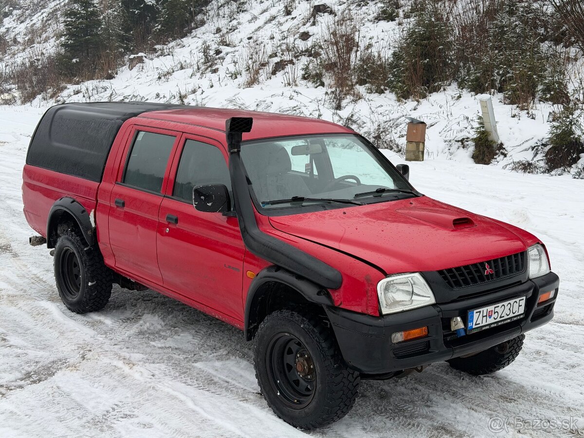 Mitsubushi L200 - 2
