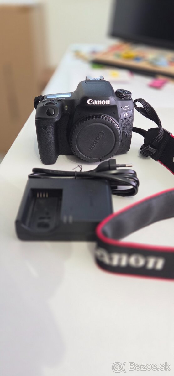 Canon EOS 77D - 2