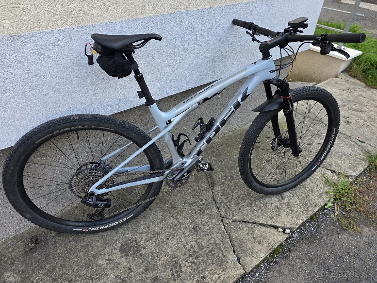 Trek Supercaliber 9.7 L 2025 - 2