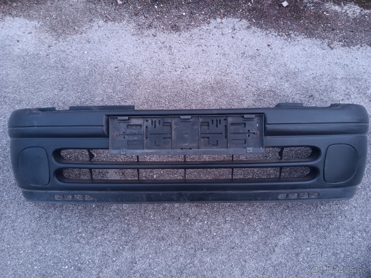 Predám náhradné diely na Renault Clio - 2