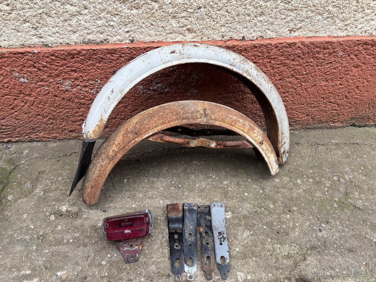 Predny blatník jawa Mustang - 2
