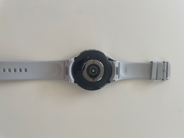 Krásne hodinky Samsung Galaxy WATCH 6 - 2