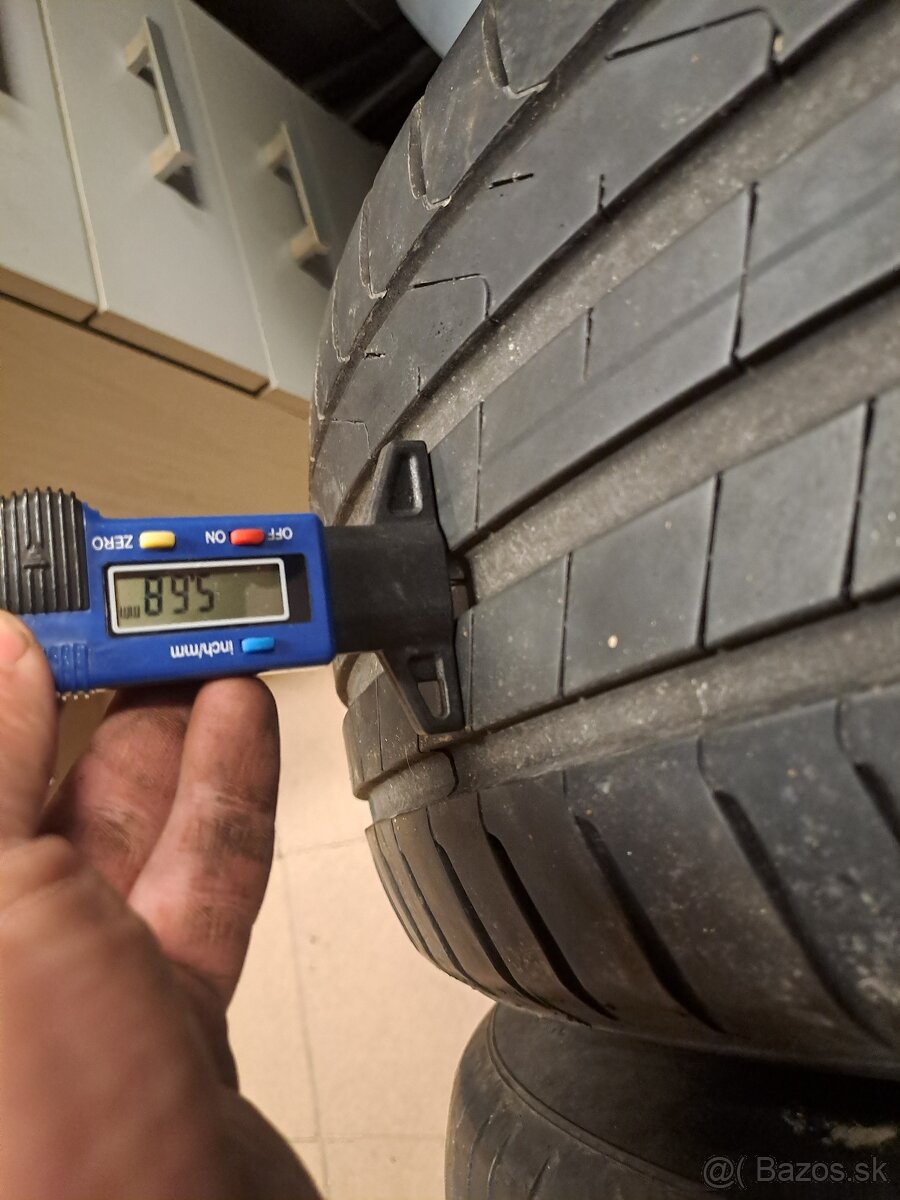 Letné Pirelli Scorpion 235/55/18 100V - 2